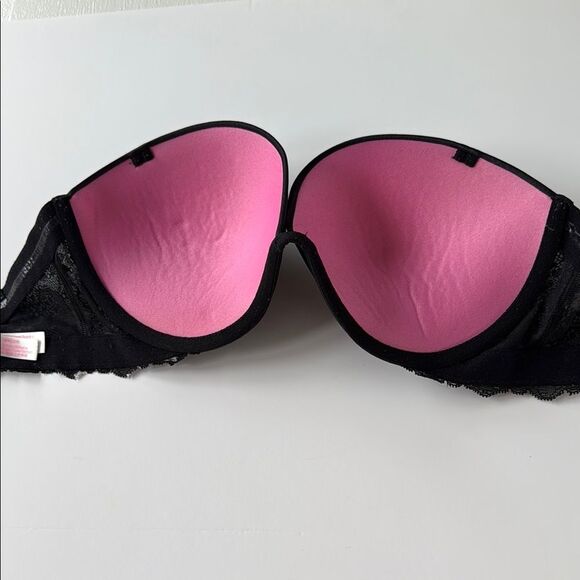 VICTORIAS SECRET PINK BLACK STRAPLESS PUSH-UP PLUNGE BRA SIZE 32DD LACE - Picture 2 of 7
